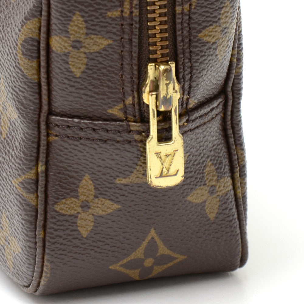 Louis Vuitto Trousse Toilette 23 Monogram Canvas Cosmetic Pouch