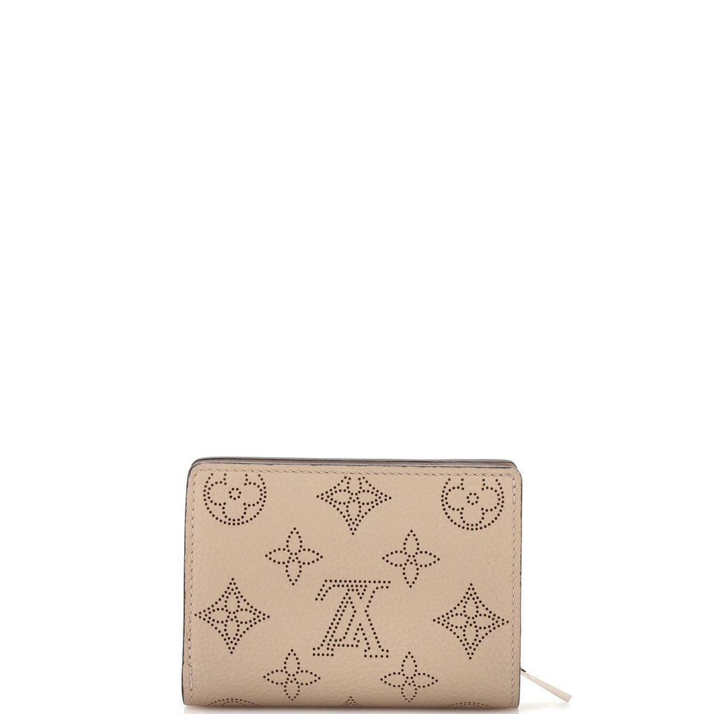Louis Vuitton Clea Wallet Mahina Leather