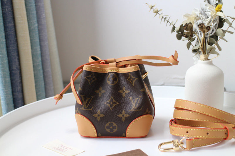 LOV2 Bags - Luxurious Bags  1587