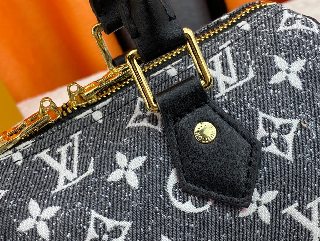 EN - Luxury Bags LUV 740