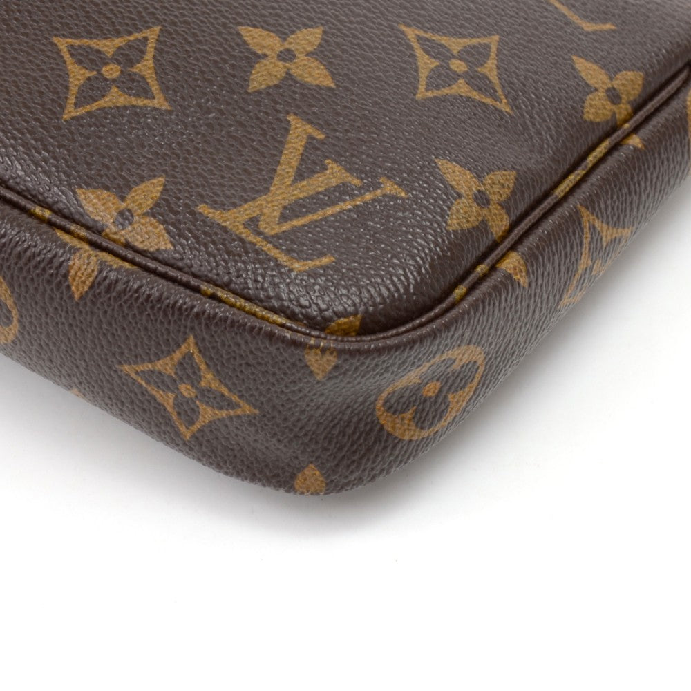 Louis Vuitto Pochette Accessories Monogram Canvas Shoulder Bag