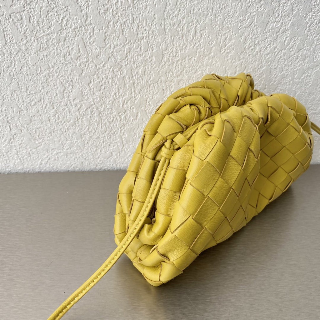 GLAMI Mini Pouch Kiwi, For Women, Bags 8.6in/22cm 585852VCPP13520