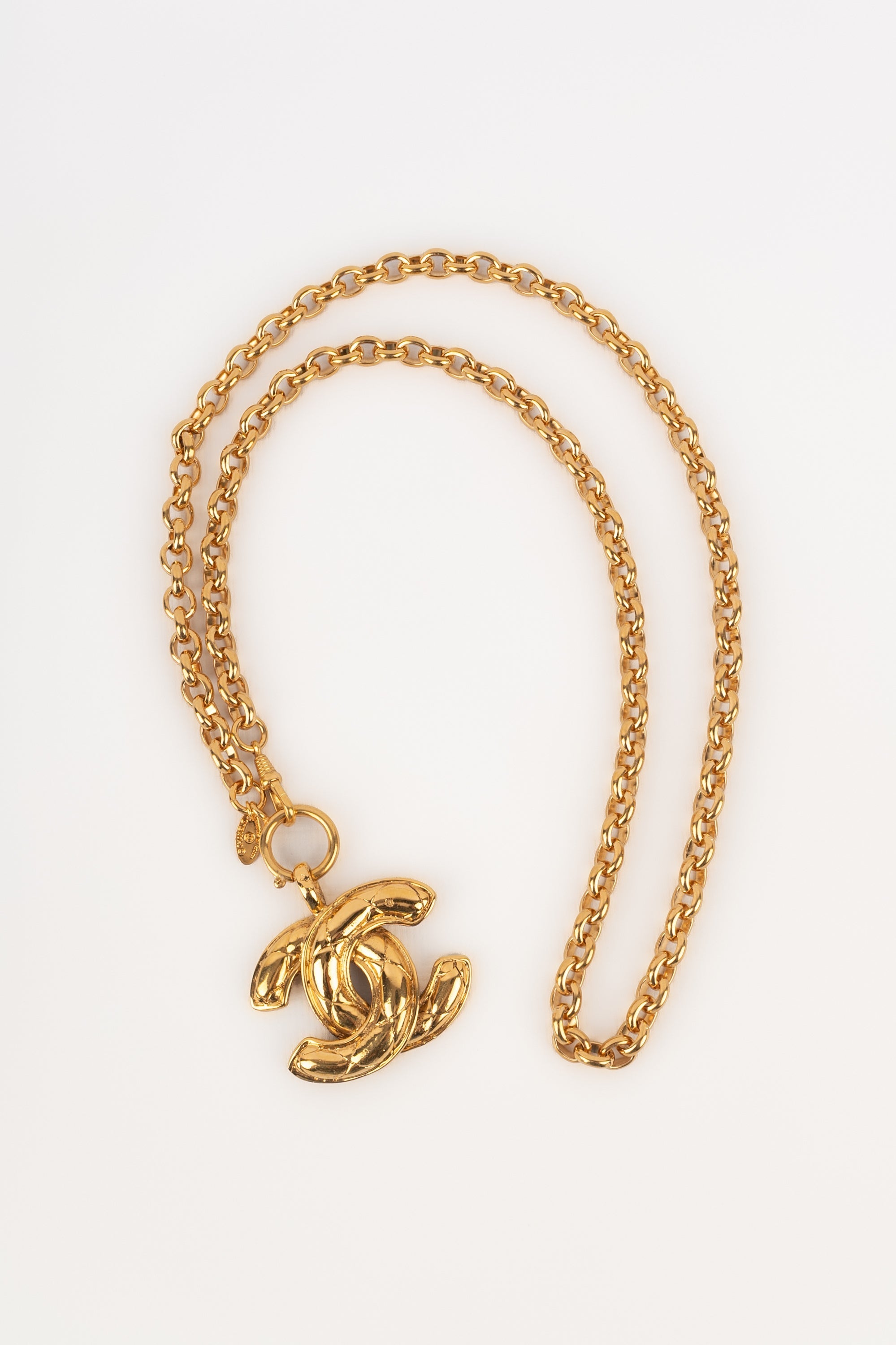 Collier cc Chanel