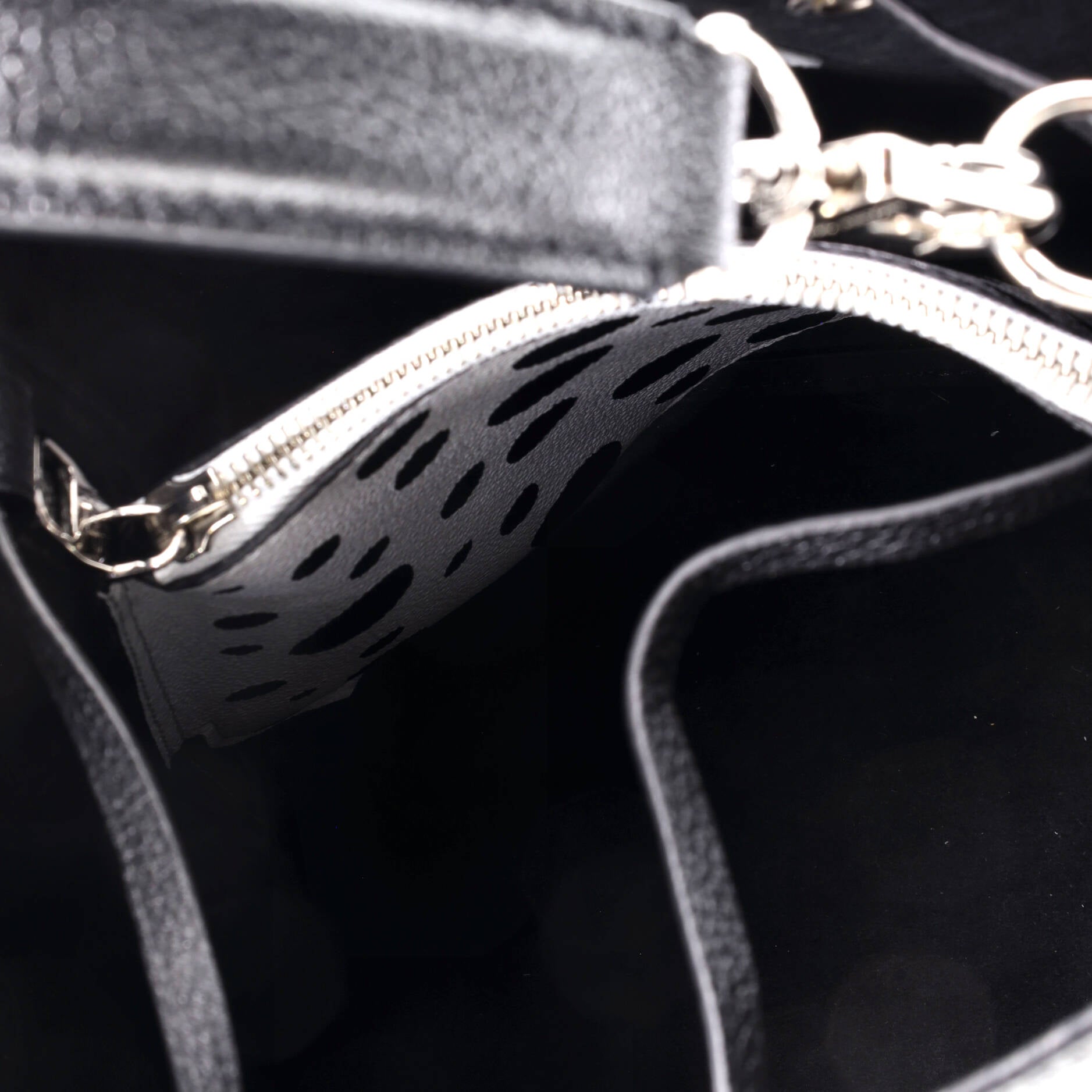 Louis Vuitton NeoNoe Handbag Yayoi Kusama Infinity Dots Monogram Empreinte Giant MM