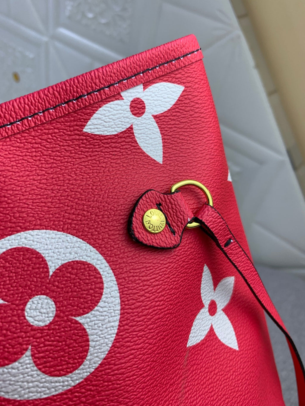 EN - New Bag LUV 649