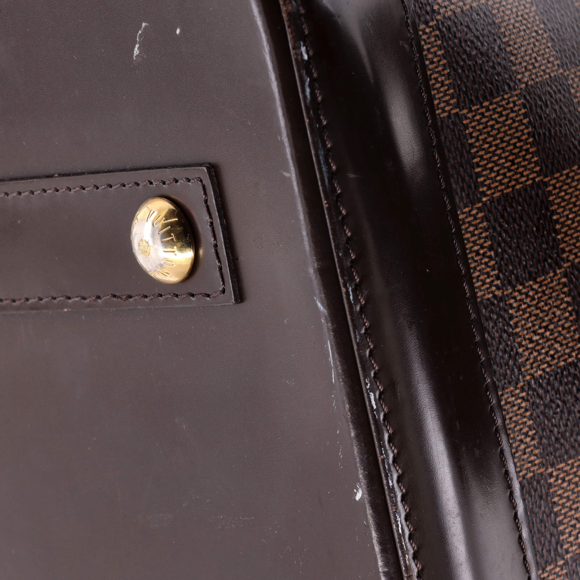 Louis Vuitton Alma Handbag Damier MM