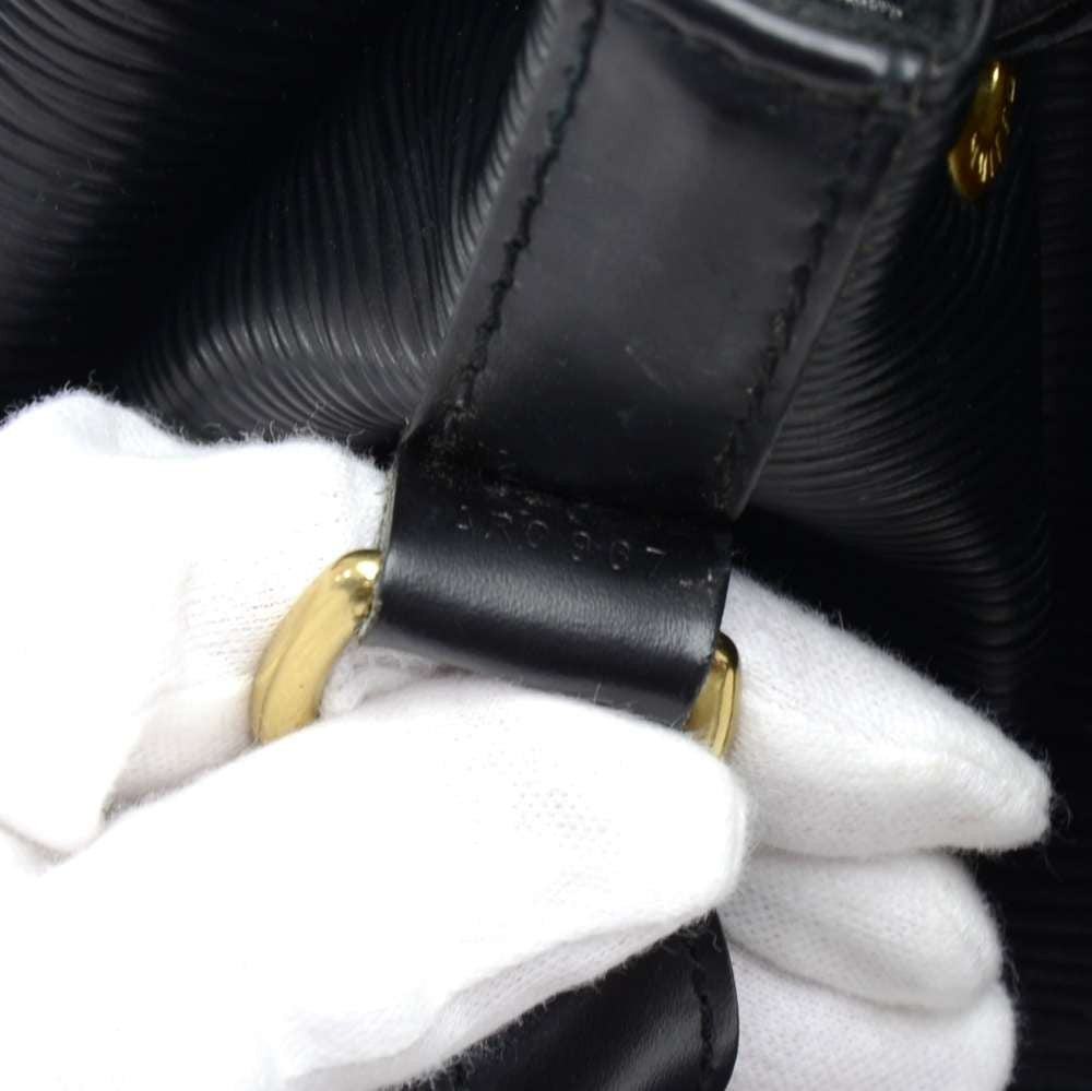 Louis Vuitto Petit Noe Black Epi Leather Bag