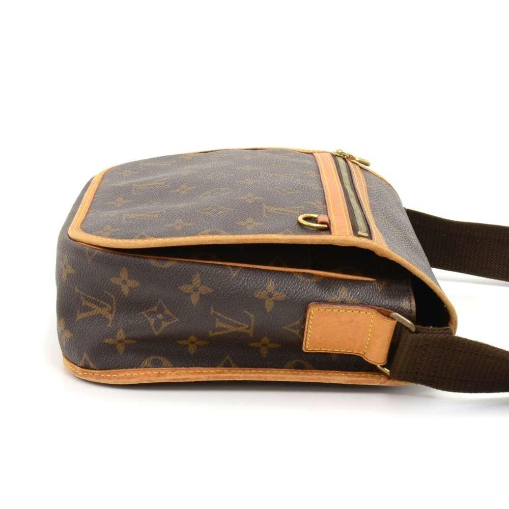 Louis Vuitto Bosphore PM Monogram Canvas Messenger Bag