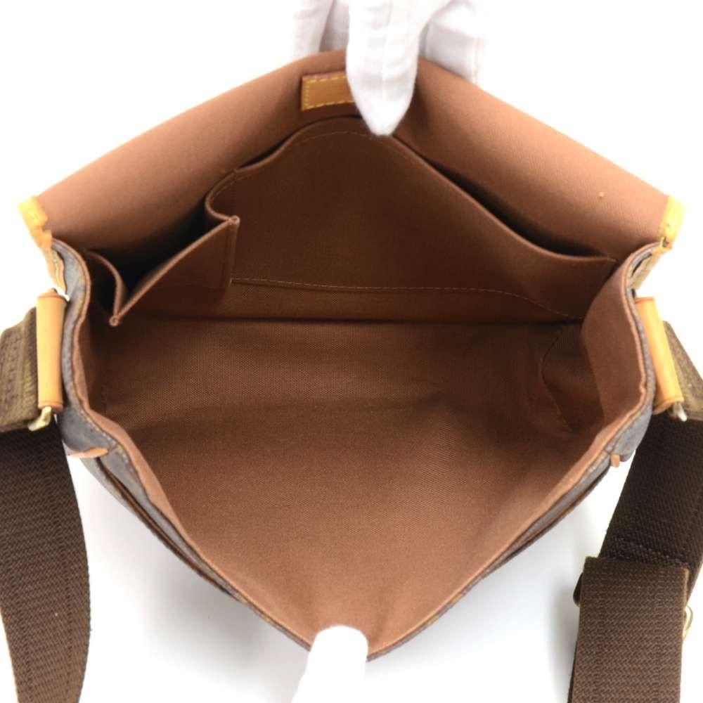 Louis Vuitto Bosphore PM Monogram Canvas Messenger Bag