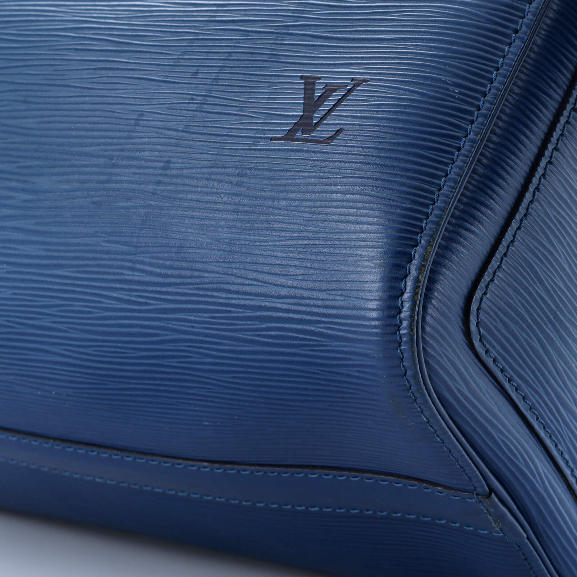 Louis Vuitton Speedy Handbag Epi Leather 30