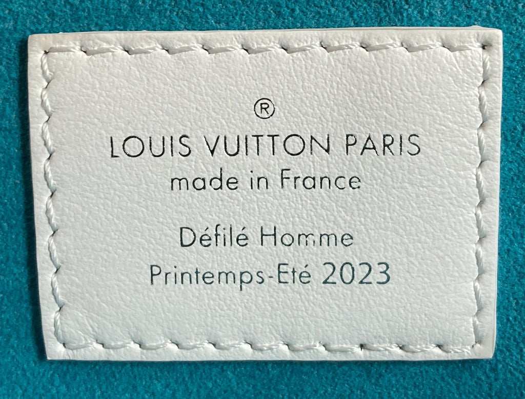 Louis Vuitton Trio Envelope Pouch Set Limited Edition Monogram Comics Canvas