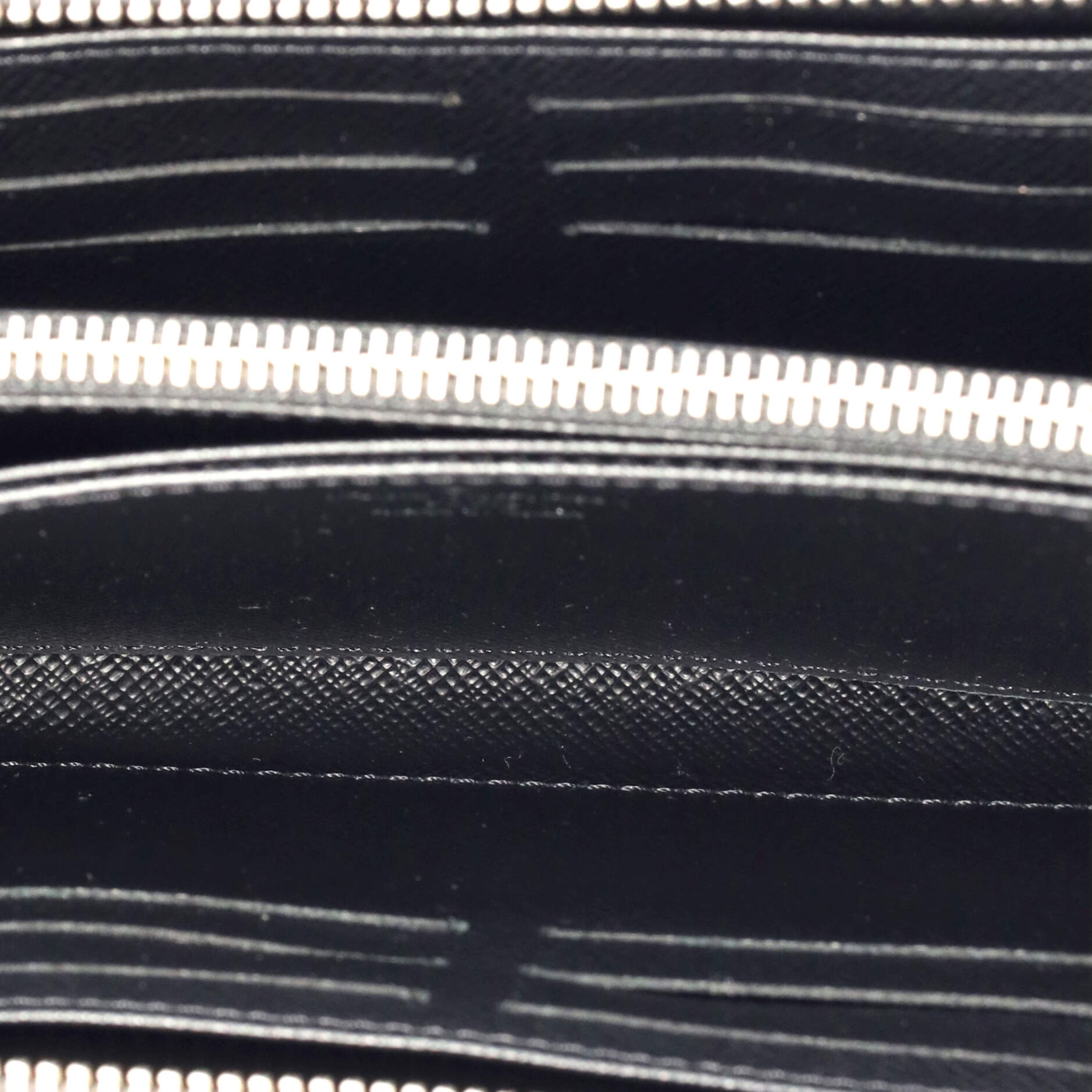 Louis Vuitton Zippy Wallet Limited Edition Patchwork Epi Leather