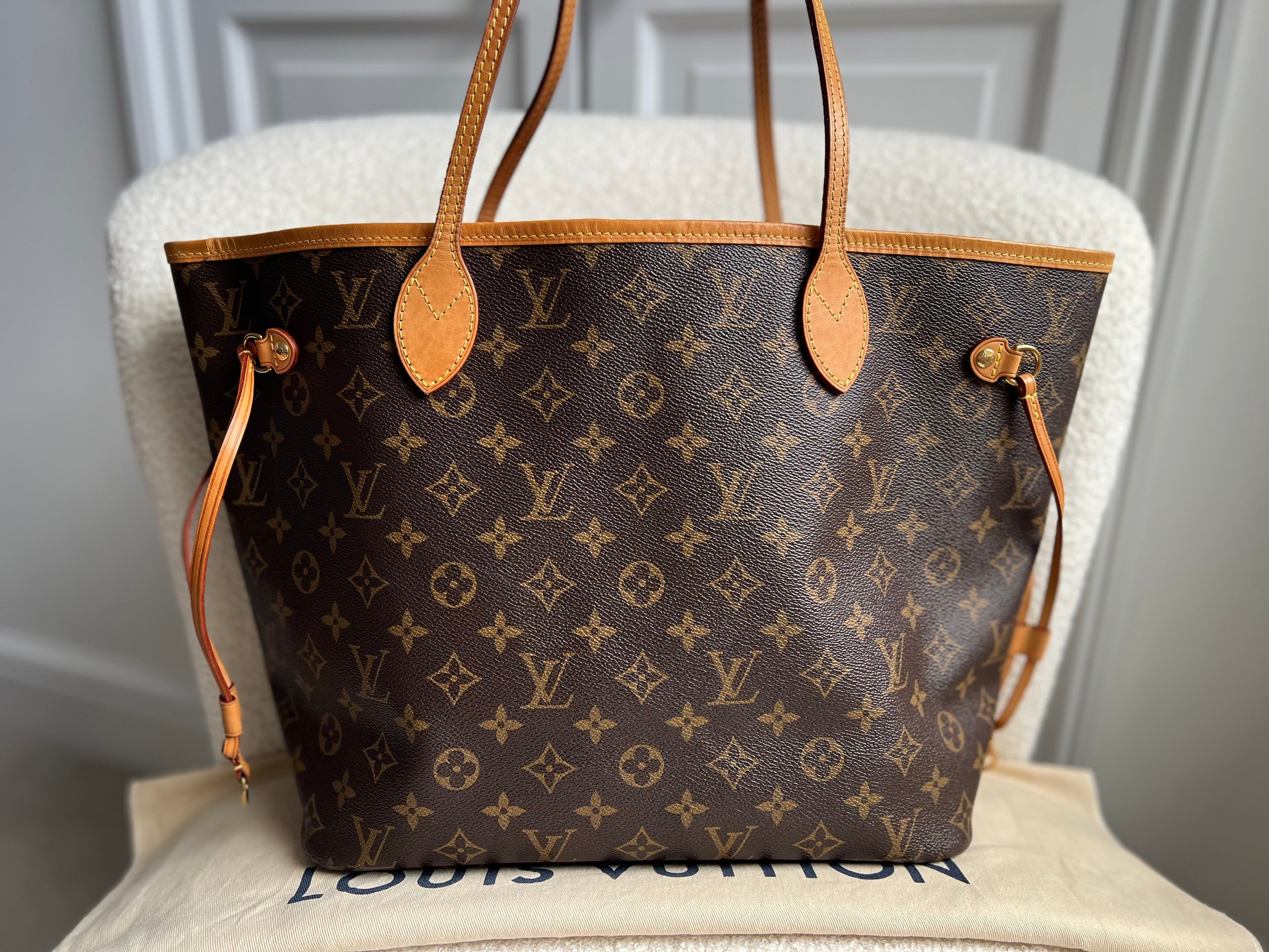 Louis Vuitton Neverfull MM Monogram Pivoine (RRP £1,410)