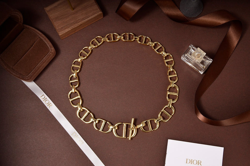 EN - Lux Necklace DIR014