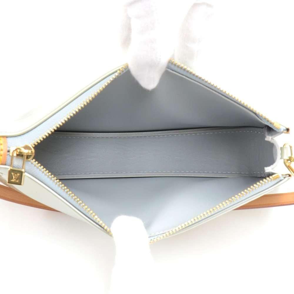 Louis Vuitto Lexington Monogram Vernis Leather Handbag