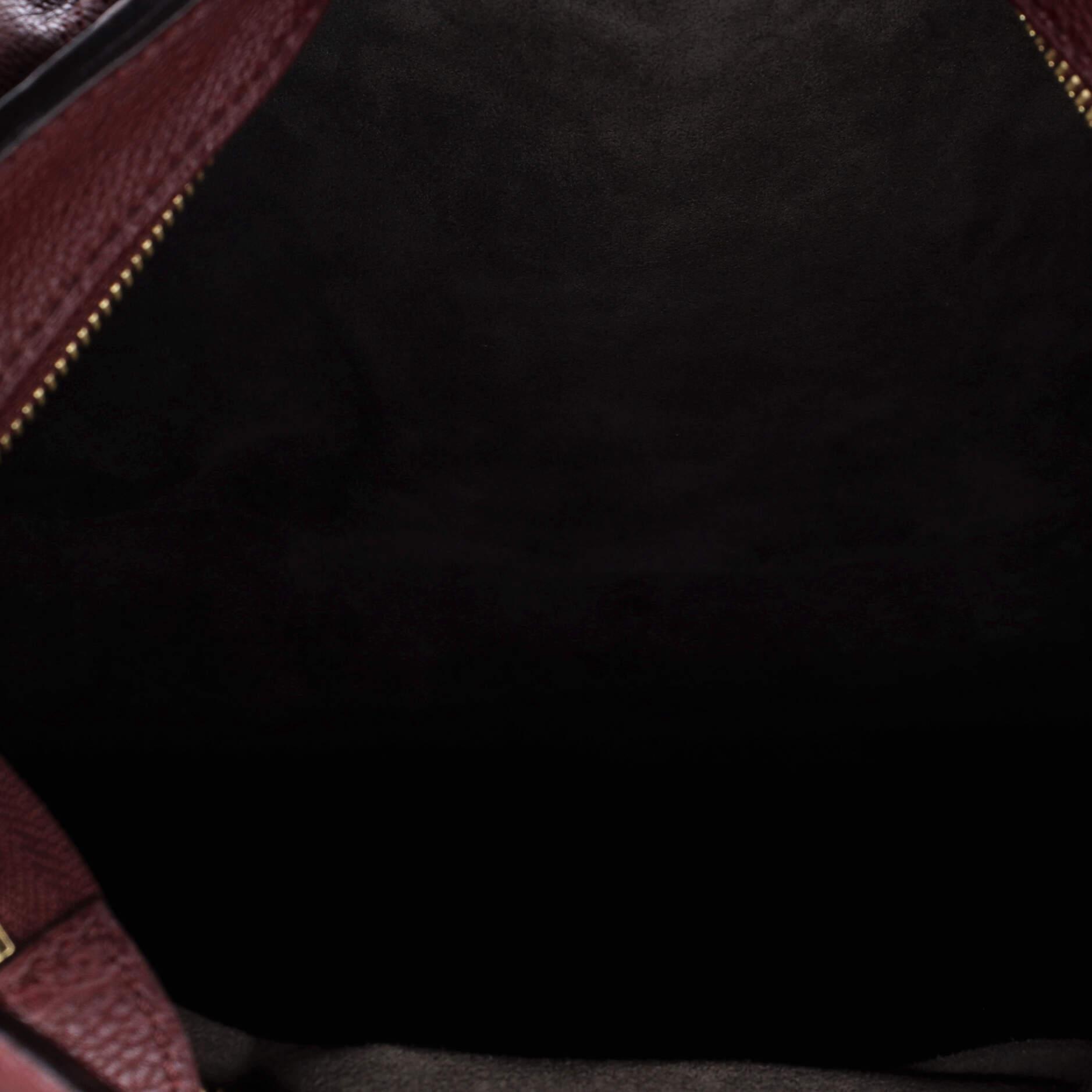 Louis Vuitton Solar Handbag Mahina Leather PM
