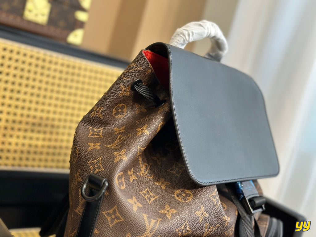 EN - Luxury Bags LUV 734