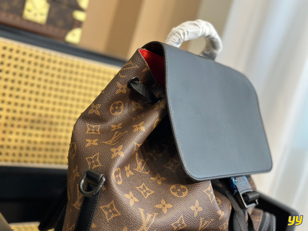 EN - Luxury Bags LUV 734