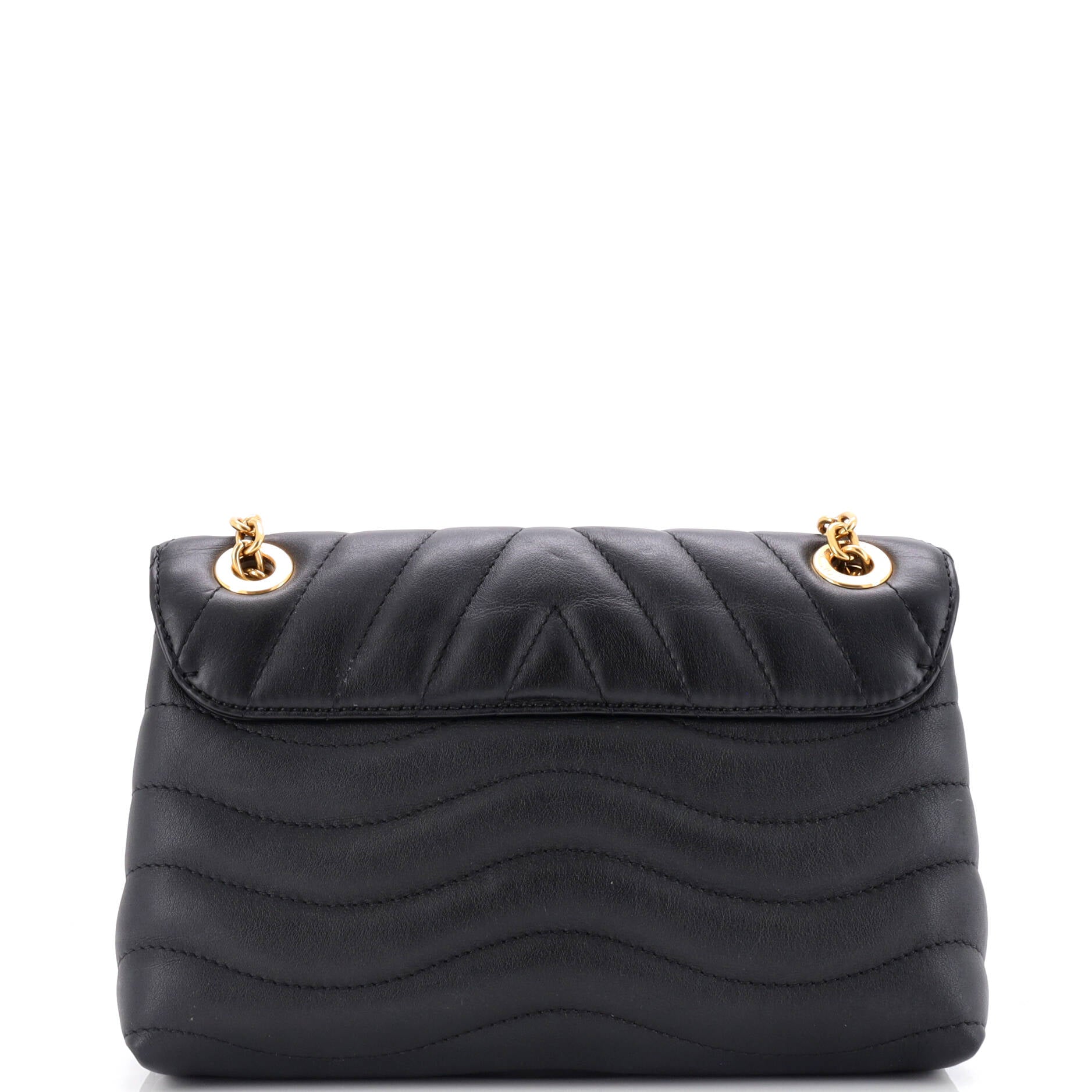 Louis Vuitton New Wave Chain Bag NM Quilted Leather PM