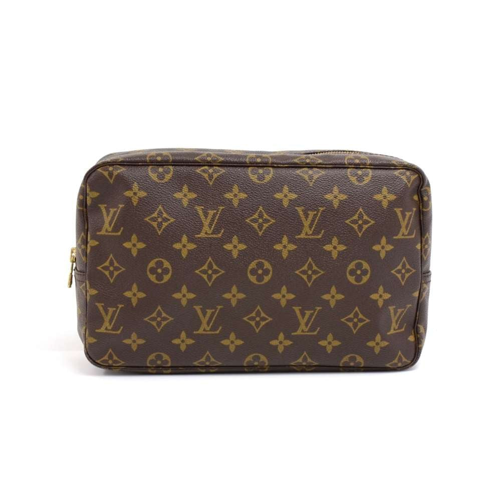 Louis Vuitto Trousse Toilette 28 Monogram Canvas Cosmetic Pouch