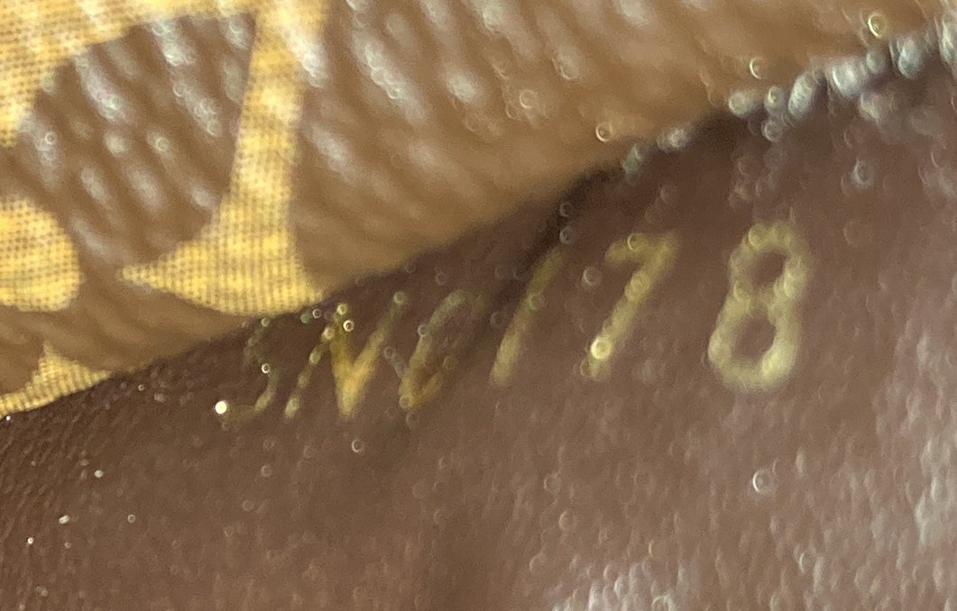 Louis Vuitton Pallas Wallet Monogram Canvas and Calfskin