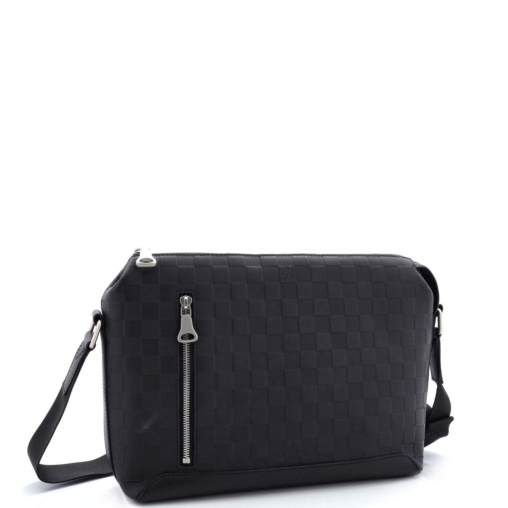 Louis Vuitton Discovery Messenger Bag Damier Infini Leather PM