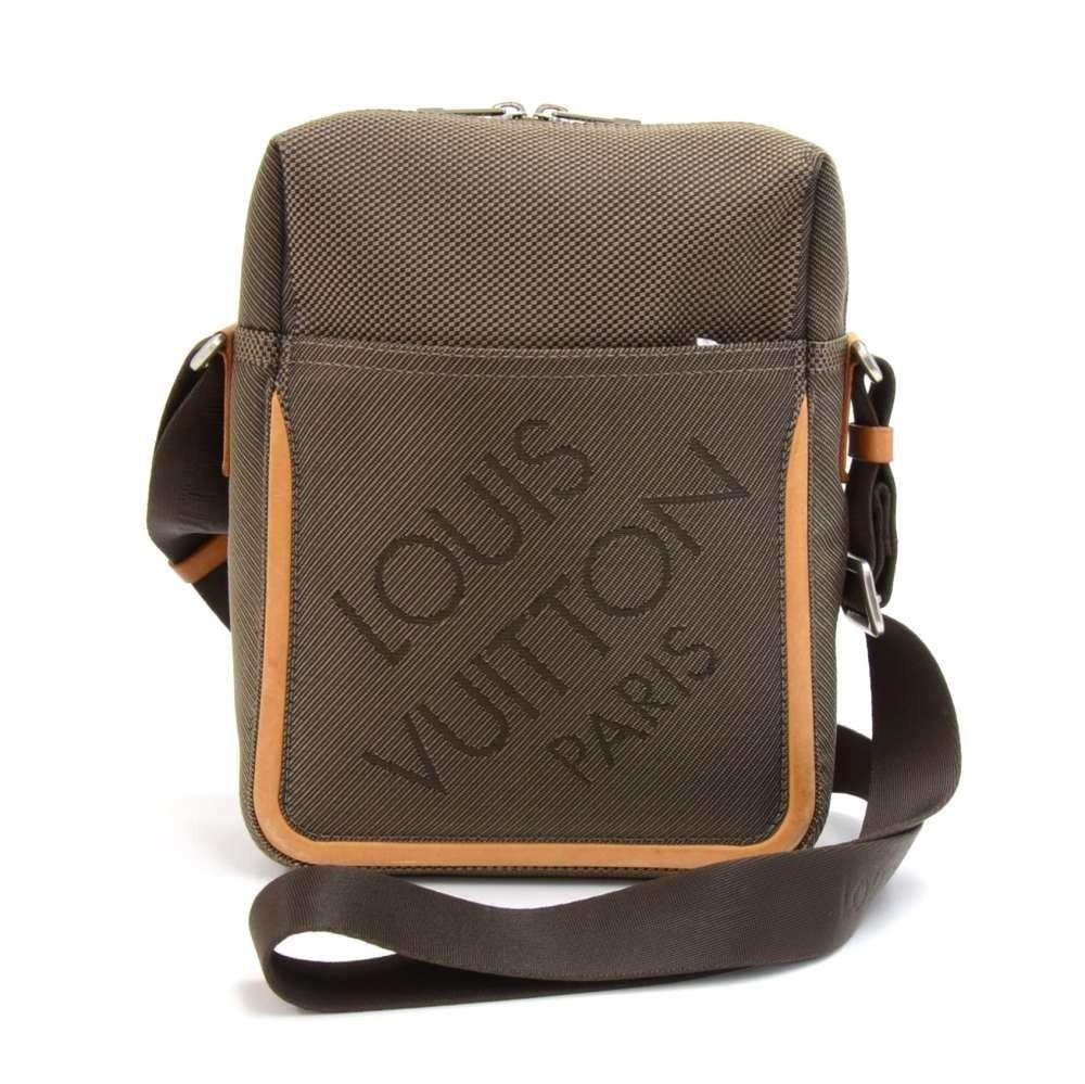 Louis Vuitto Citadin Damier Geant Canvas Messenger Bag