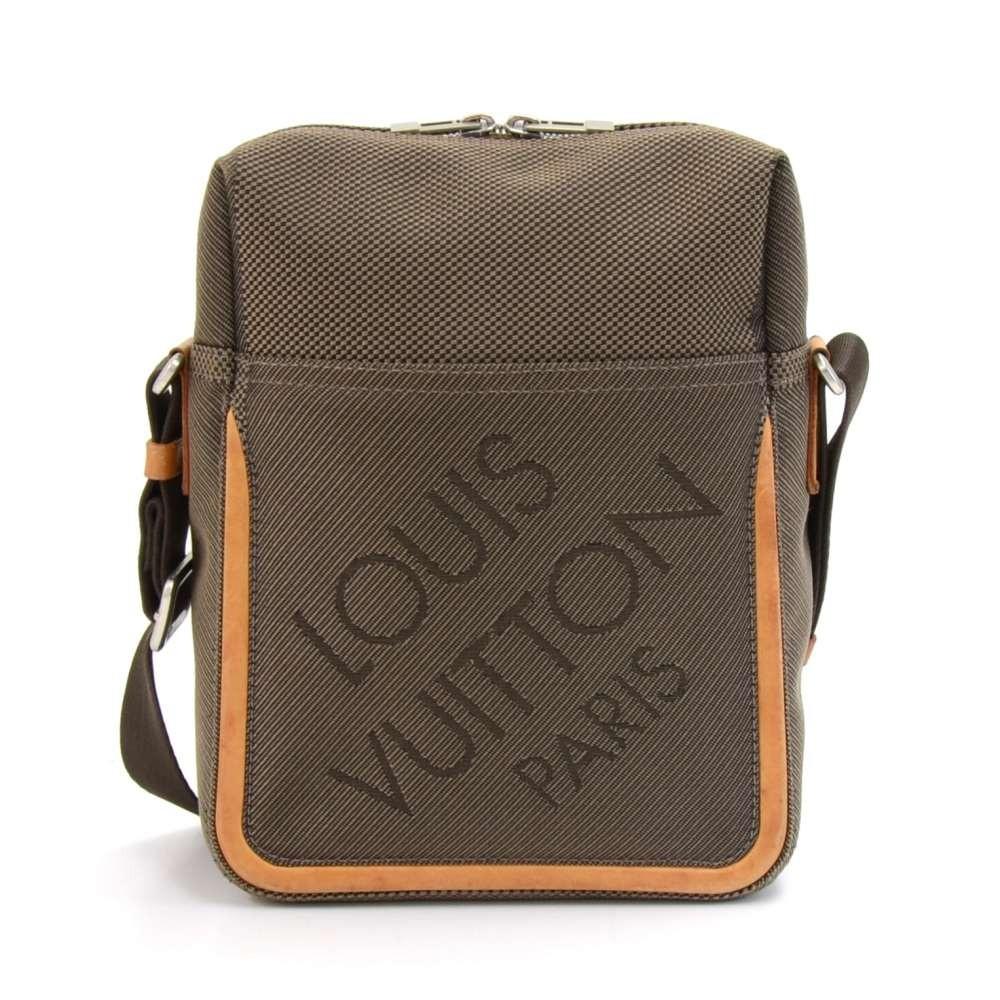 Louis Vuitto Citadin Damier Geant Canvas Messenger Bag