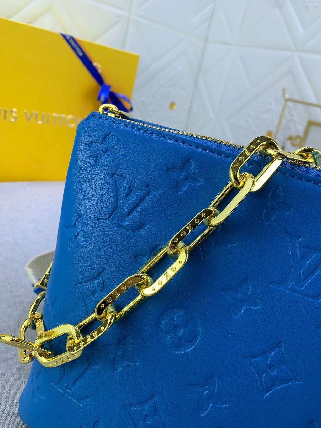 EN - Luxury Bags LUV 878