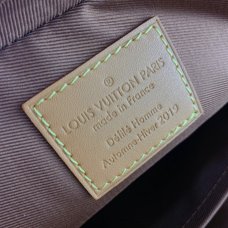 LOV2 Bags - Luxurious Bags  1812