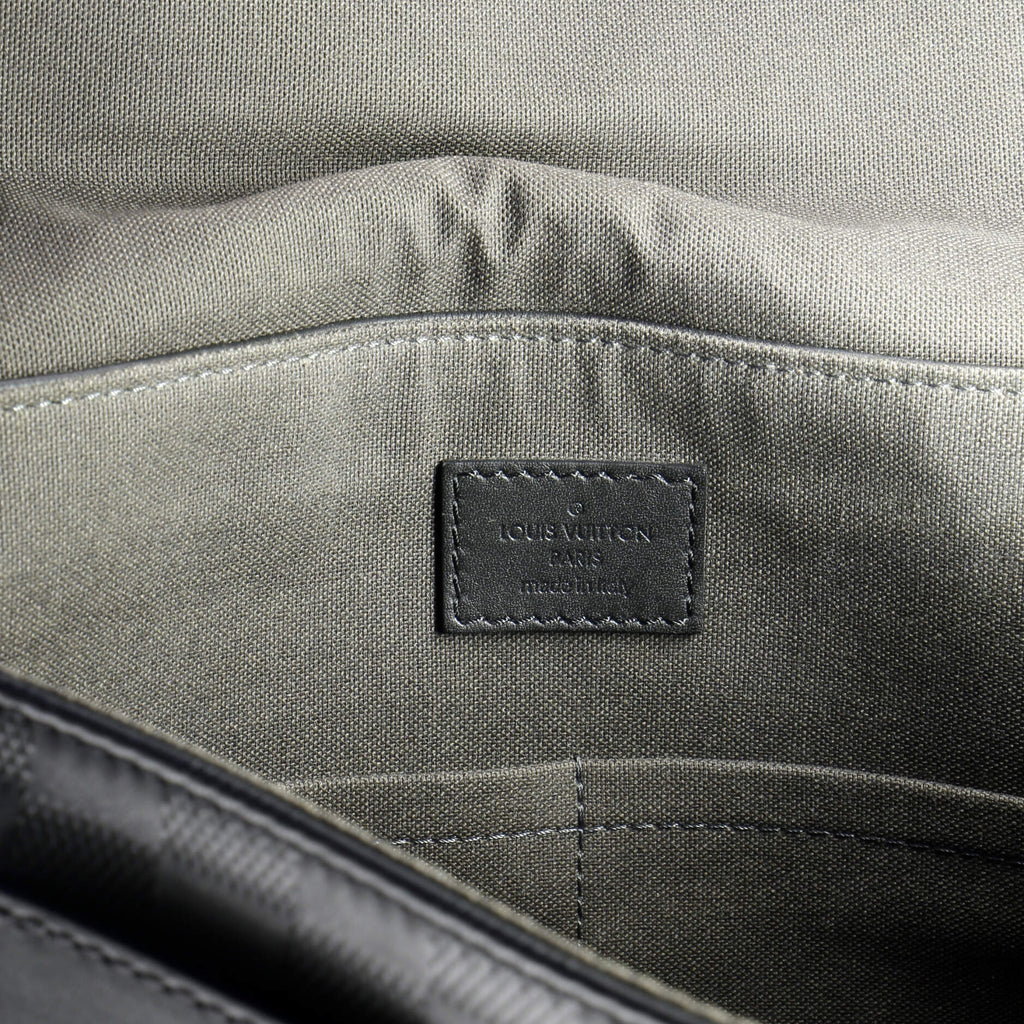 Louis Vuitton District Messenger Bag Damier Infini Leather PM