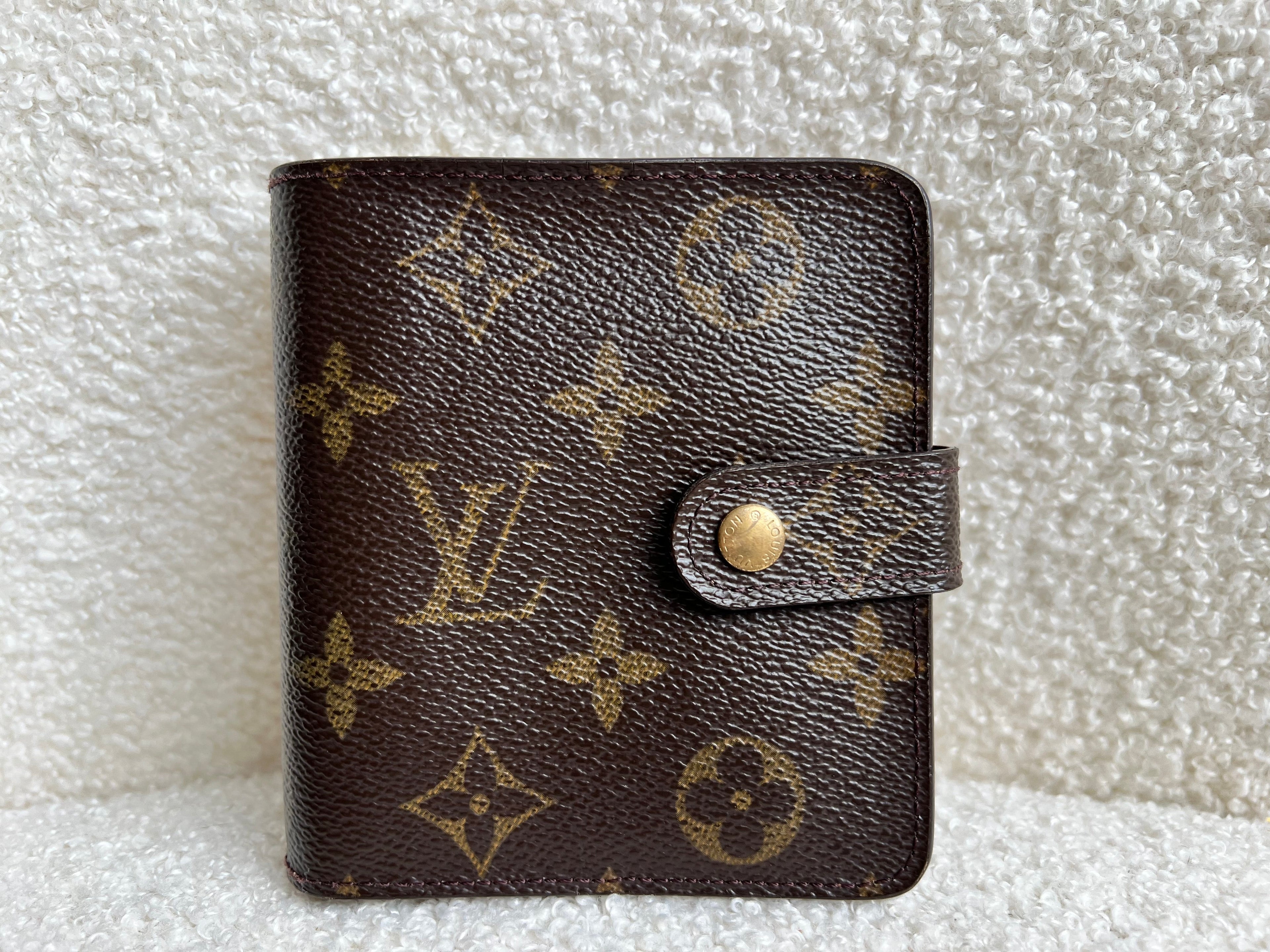 Louis Vuitton Monogram Small Bifold Wallet