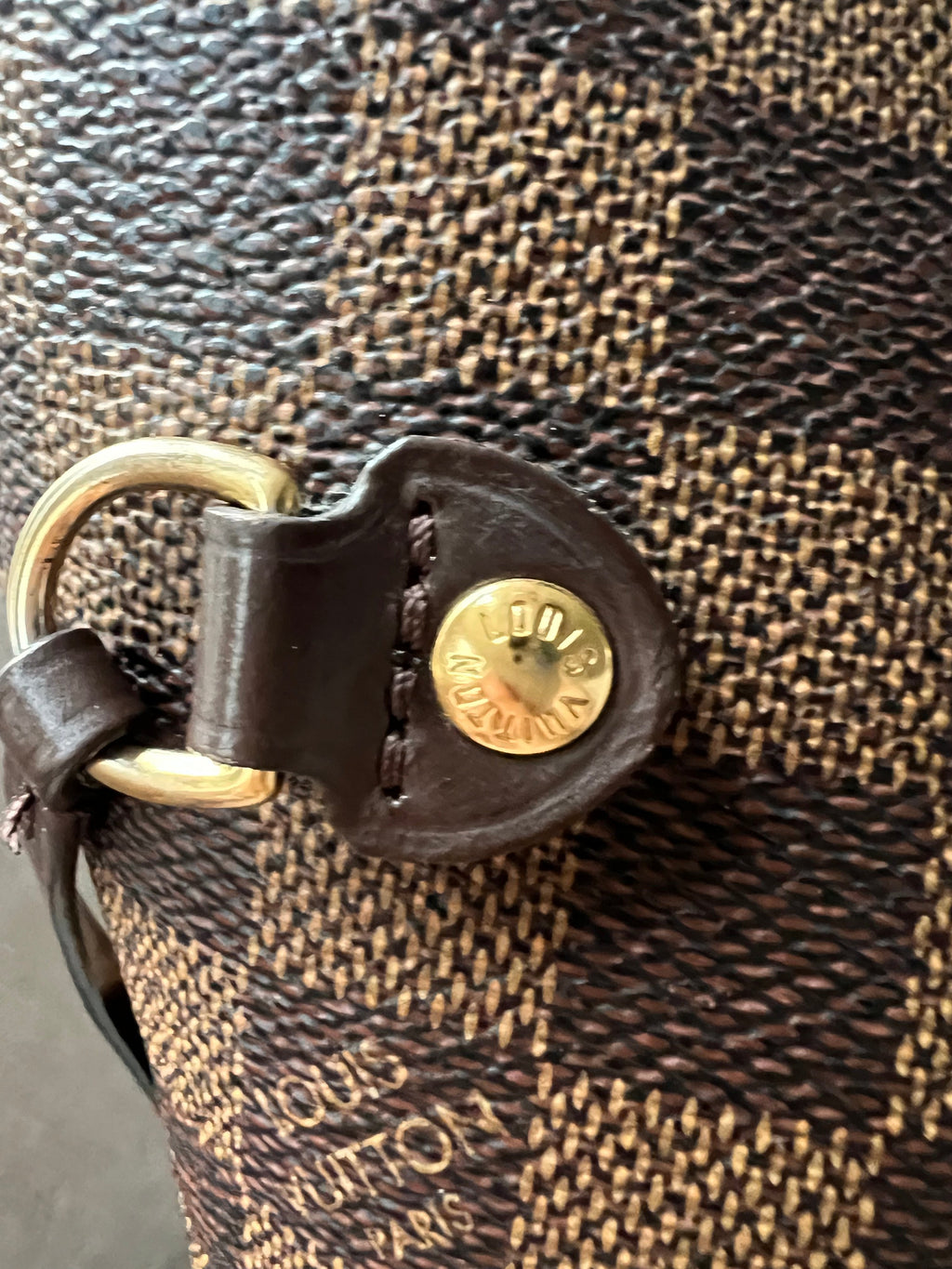 Louis Vuitton Neverfull MM Damier Ebene Cherry Interior (RRP £1,410)