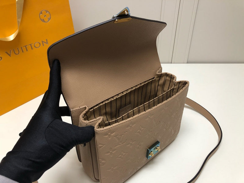 LOV2 Bags - Luxurious Bags  2073