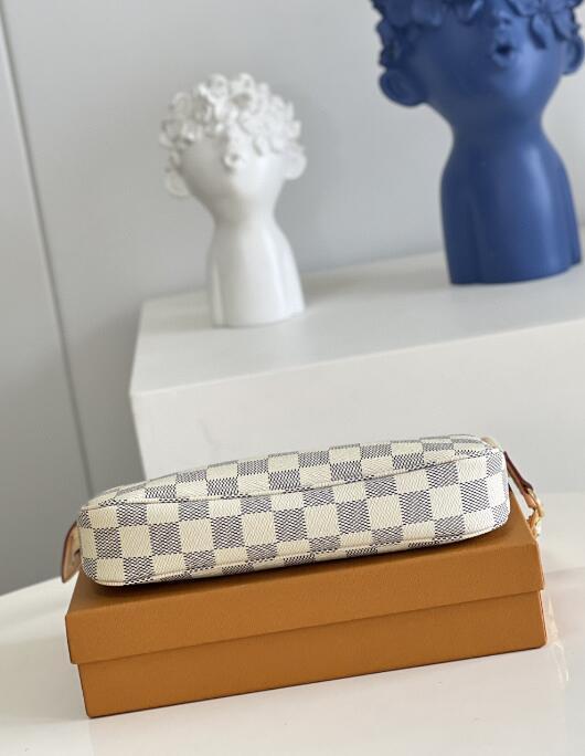SAMC - LOV Bags - 1726