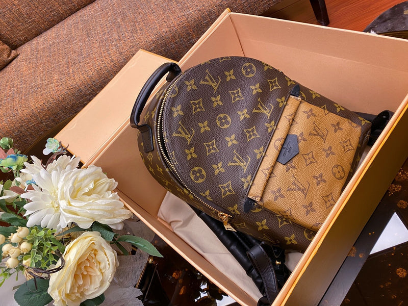 LOV2 Bags - Luxurious Bags  2827