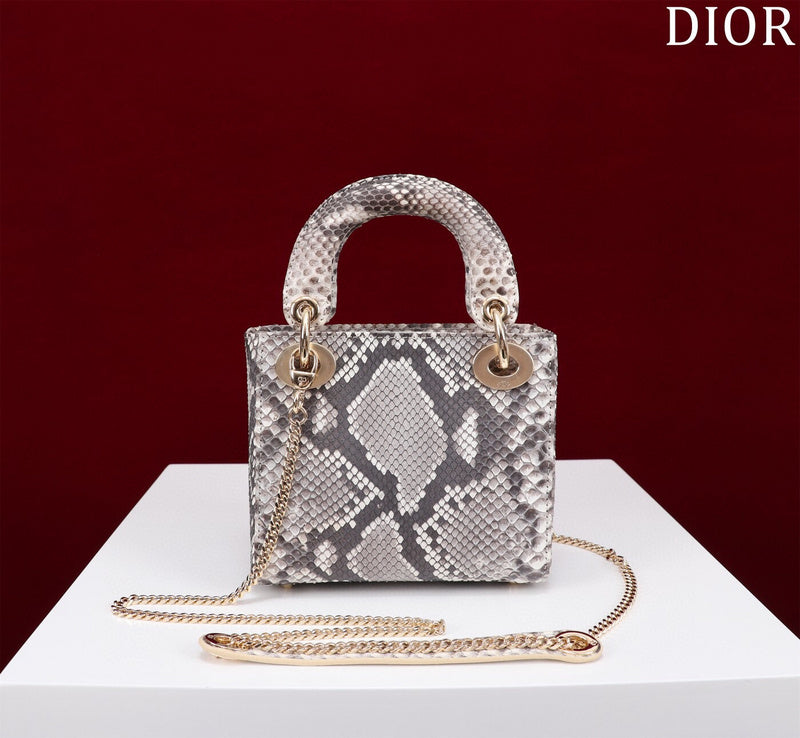 ELE - Dir Bags - 111