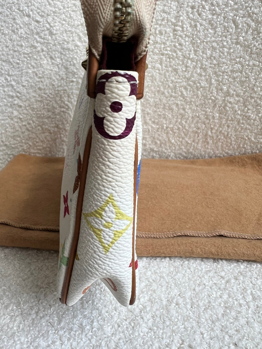 Louis Vuitton Pochette Accessoires White Multicolore
