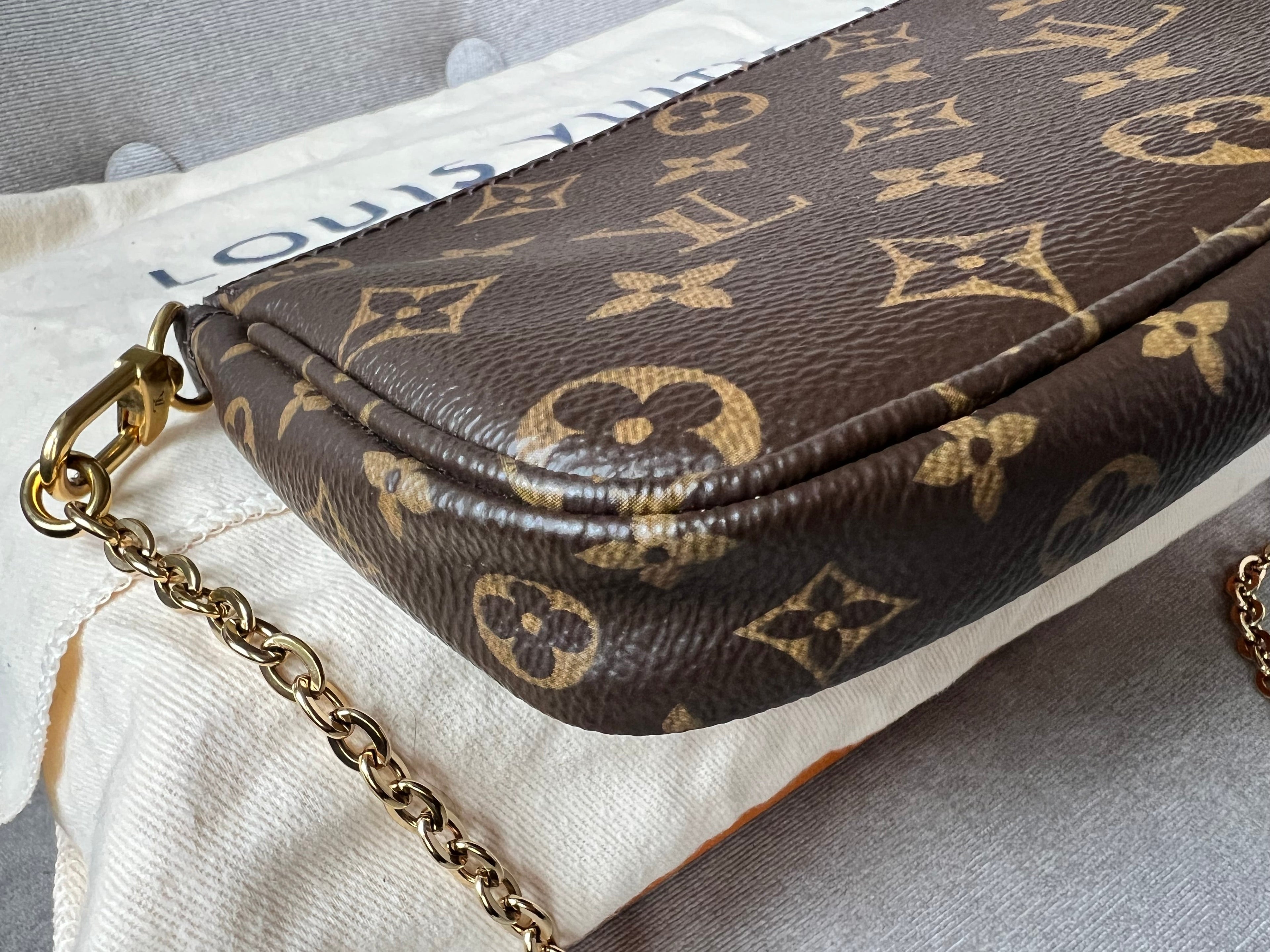 Louis Vuitton Multi Pochette Accessoires Khaki (RRP £1970)