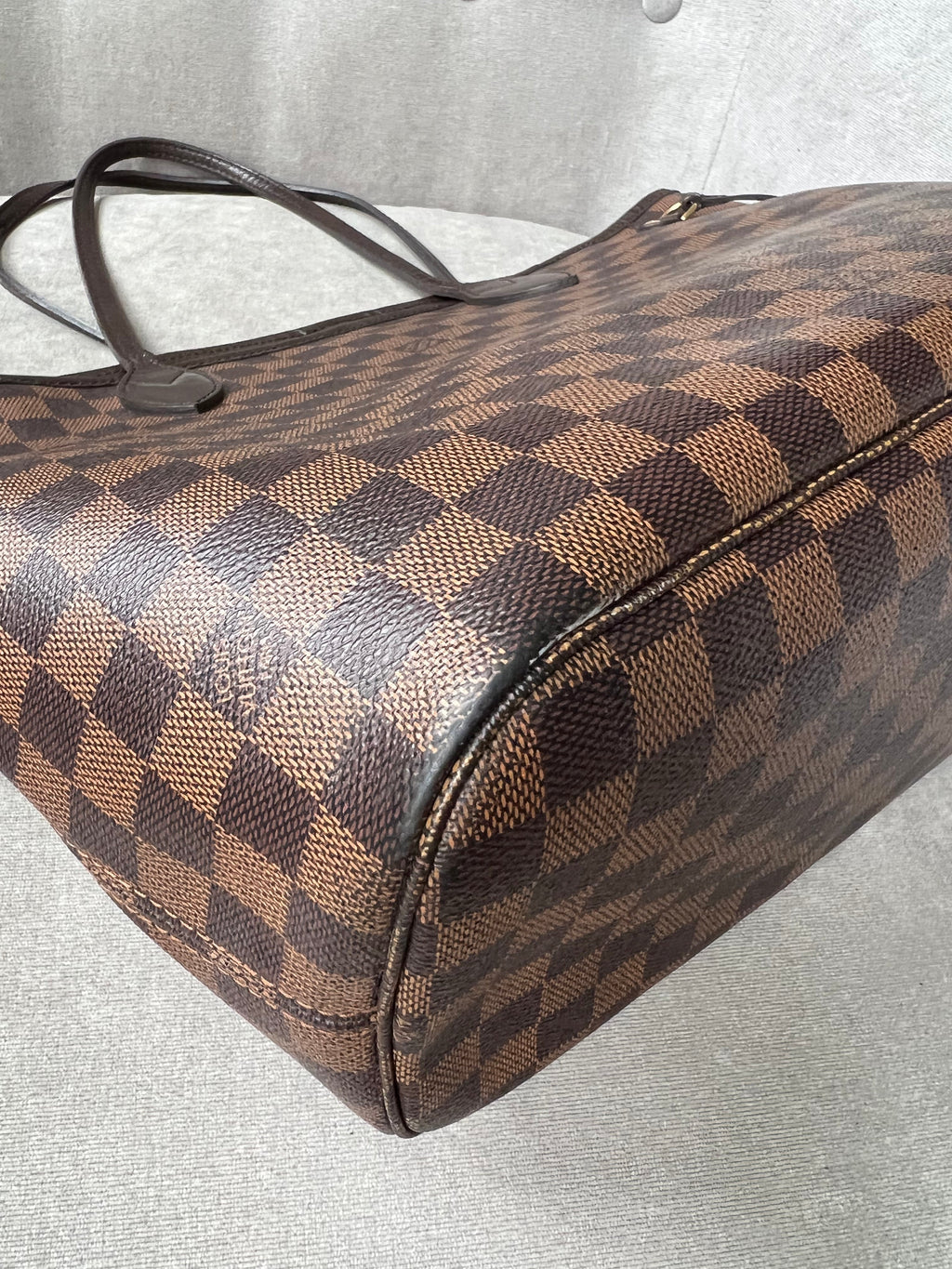 Louis Vuitton Neverfull MM Damier Ebene Cherry Interior (RRP £1,410)
