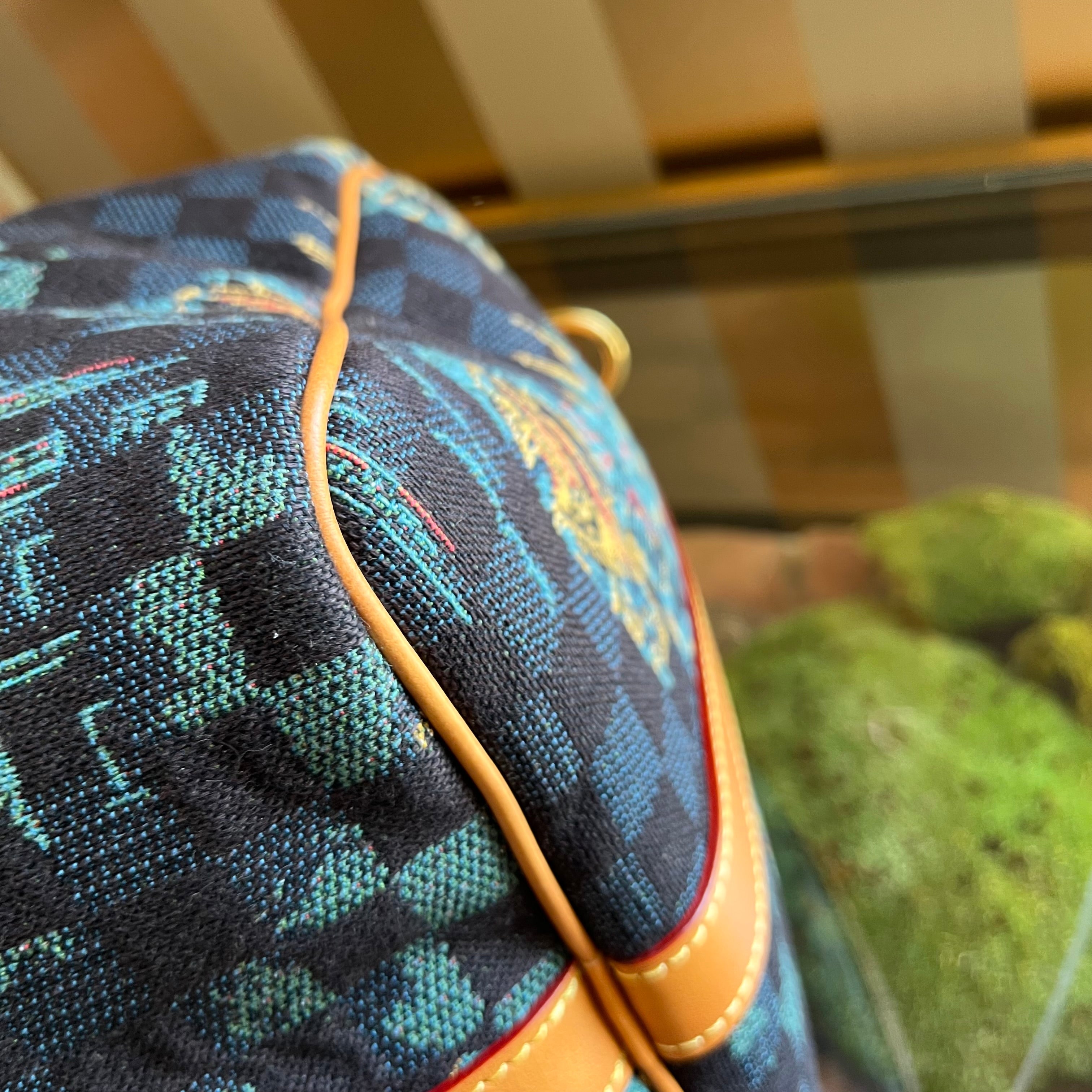 LOUIS VUITTON Miami Keepall Bandouliere ADI1188