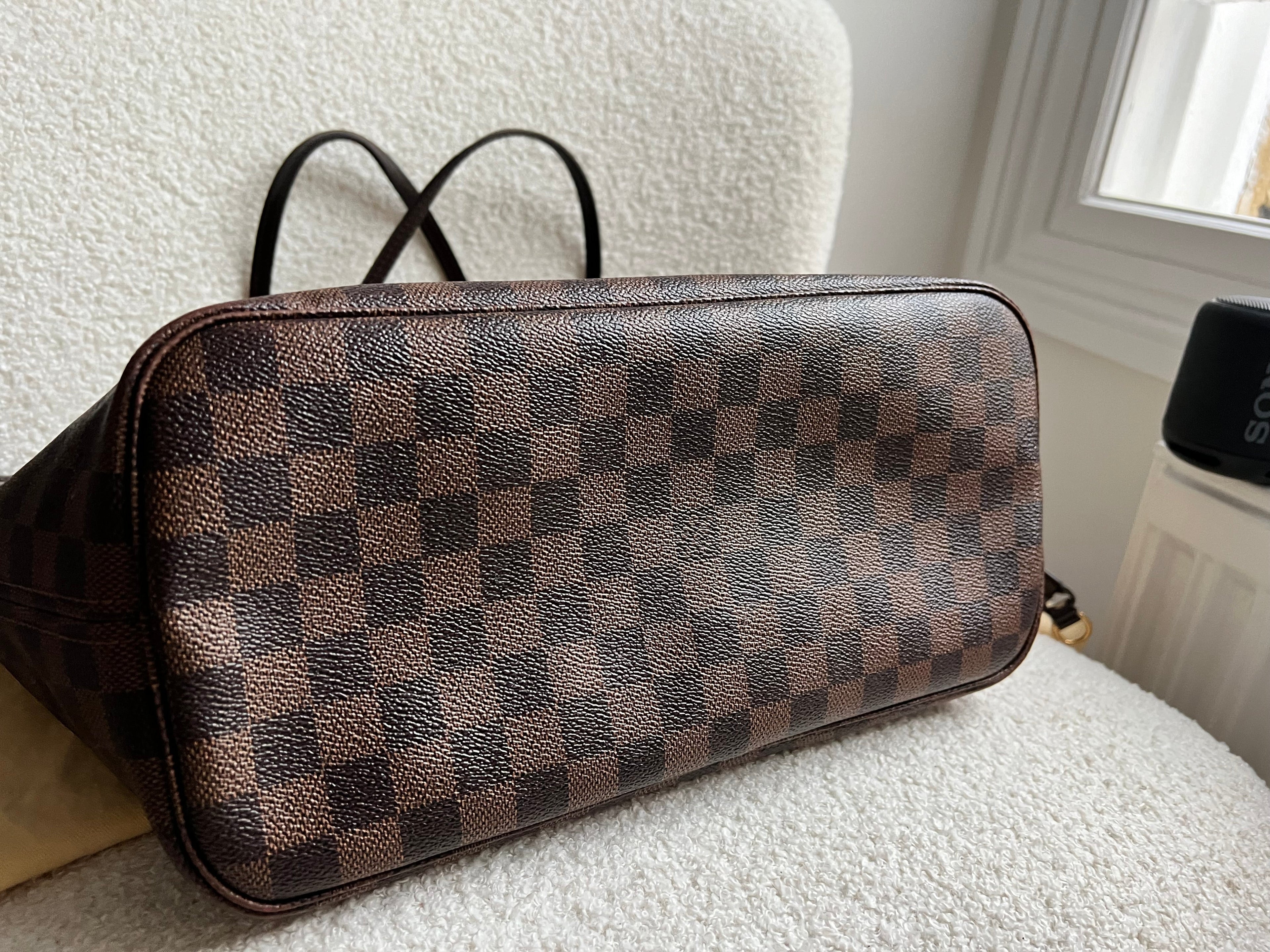 Louis Vuitton Neverfull MM Damier Ebene Cherry Interior (RRP £1,410)