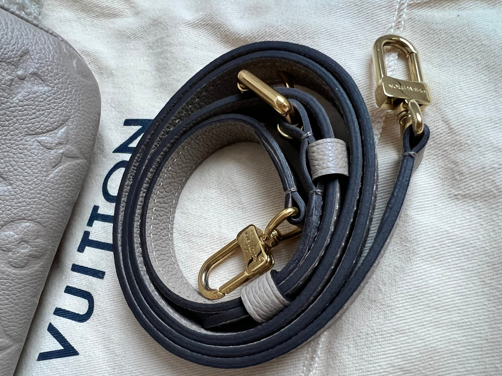 Louis Vuitton Pochette Metis Dune Empreinte (RRP £2,110)