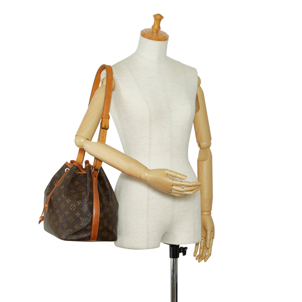 Louis Vuitton Petit NoÃƒÆ’Ã‚Â© Monogram Canvas