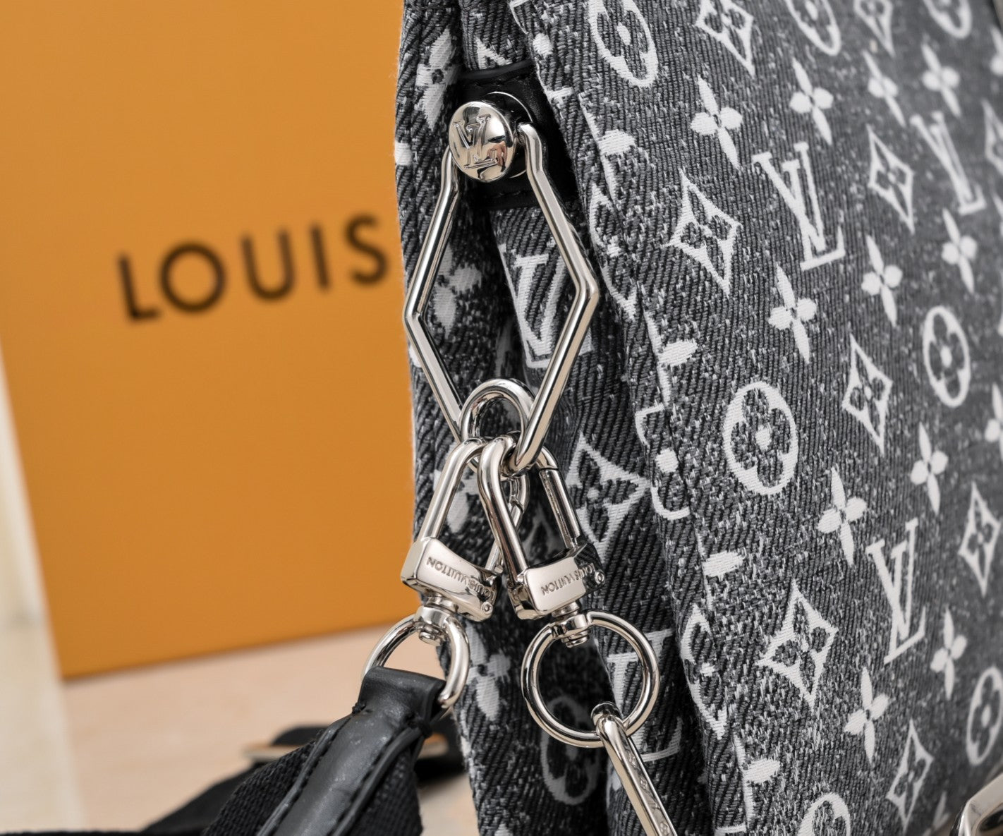 EN - New Bag LUV 656
