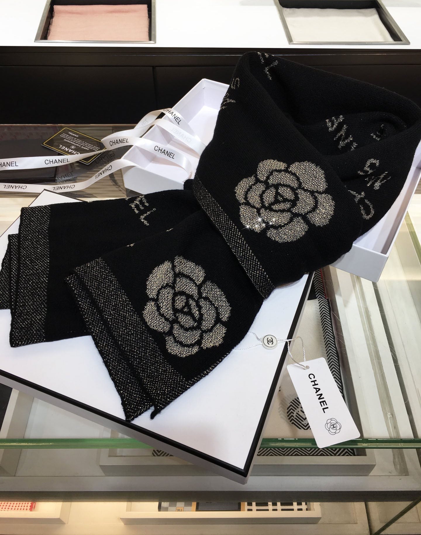 EN - Luxury  CHL  Scarf 001