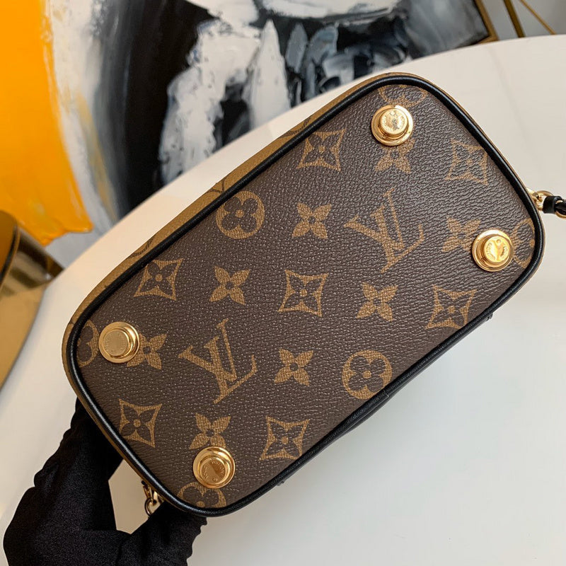 LOV2 Bags - Luxurious Bags  1952