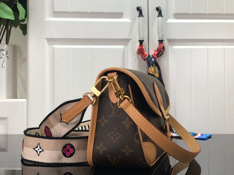 Fashion Lu-Vi bags - 2465