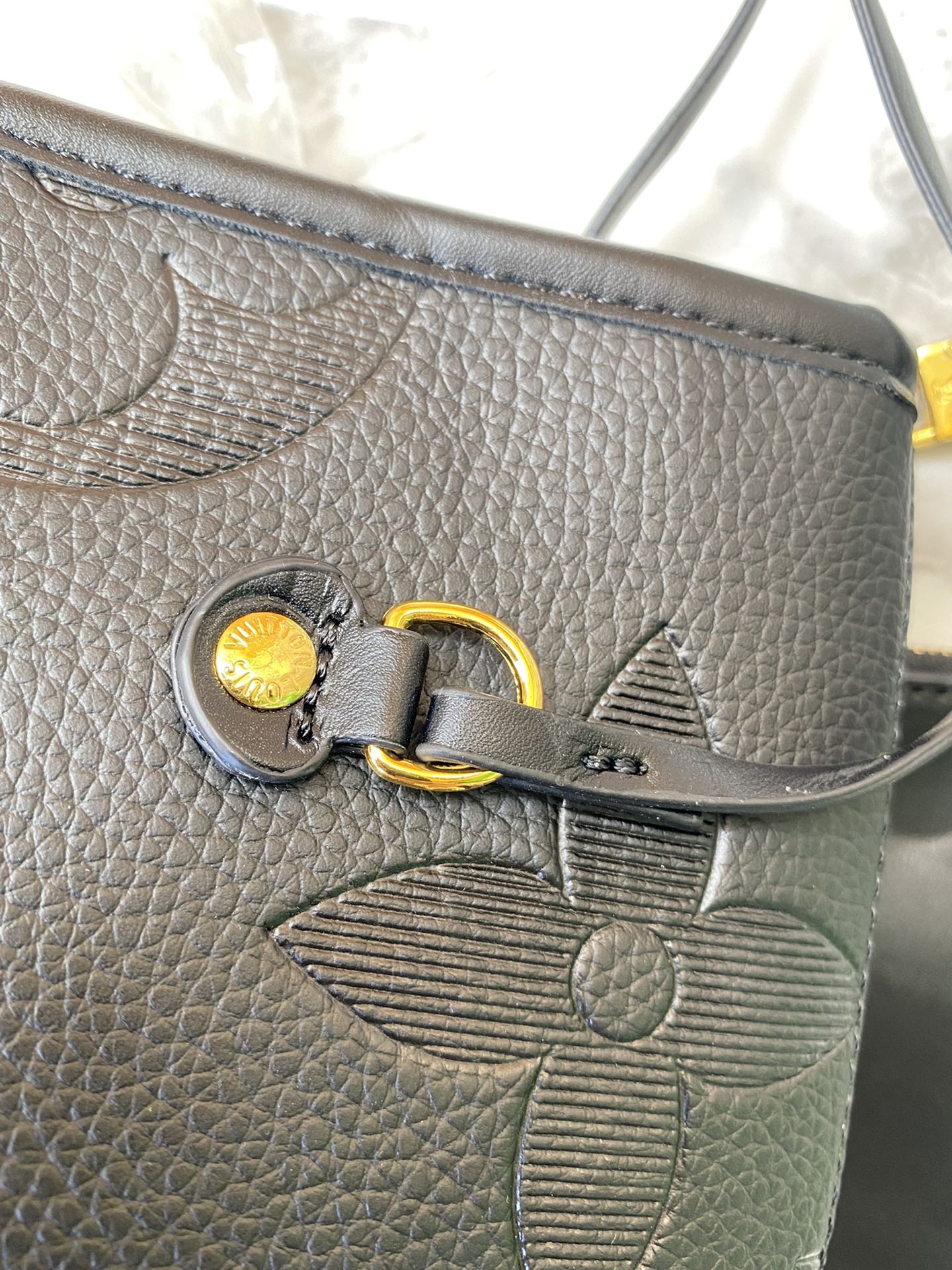 EN - Luxury Bags LUV 789