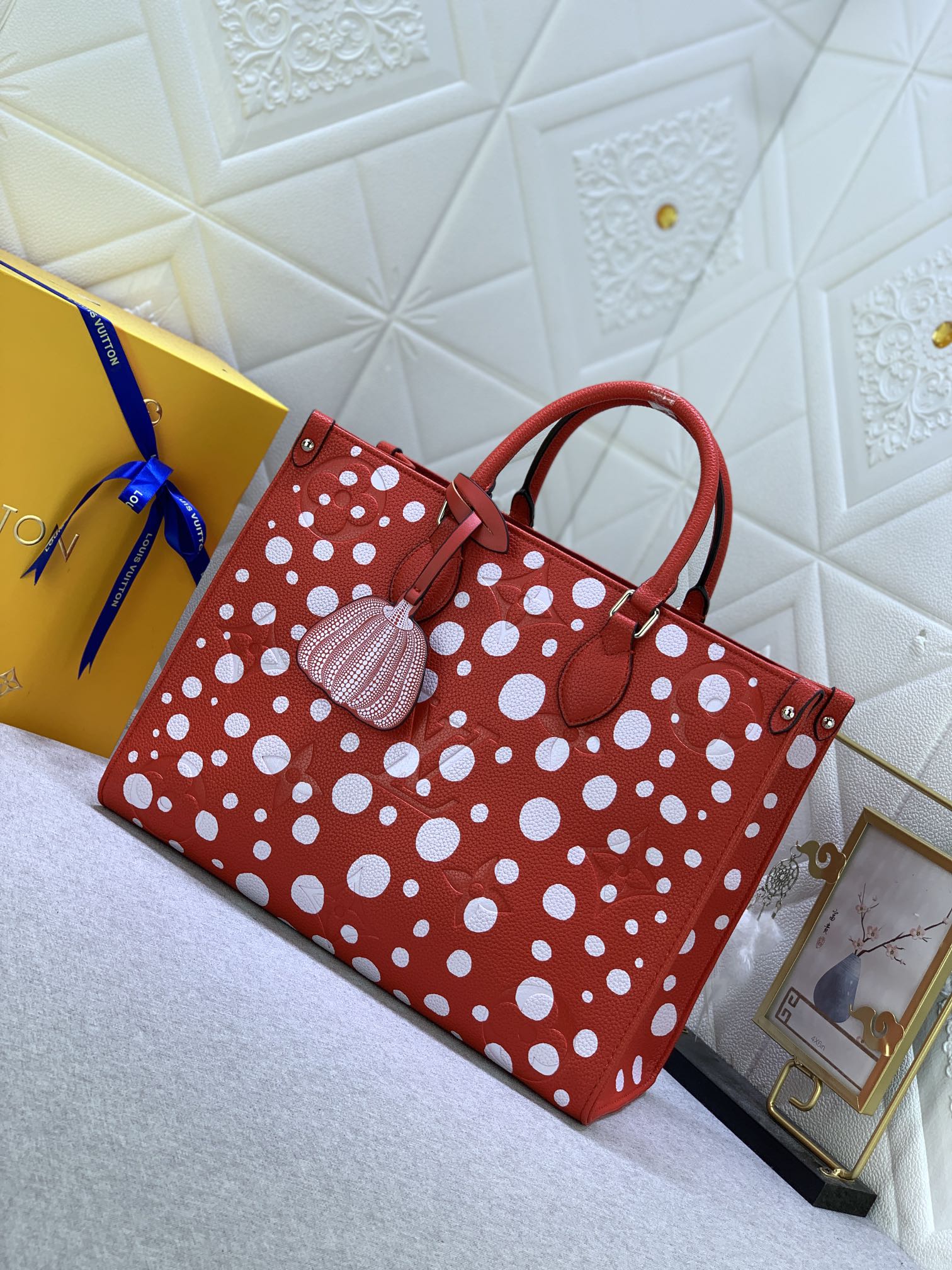 EN - New Bag LUV 633